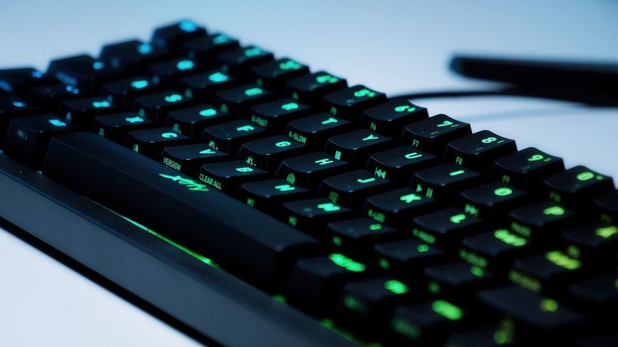 Клавіатура механічна Xtrfy K5 68Key, Kailh Red, USB-A, EN/UA, Hot-swap, RGB, Чорний K5-RGB-CPT-BLACK-R-UKR фото
