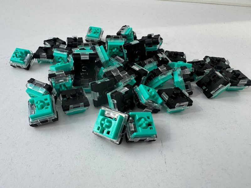 Набір оптичних перемикачів Keychron Low Profile Optical Mint with Holder Set 87Pcs/Set Z21_KEYCHRON фото